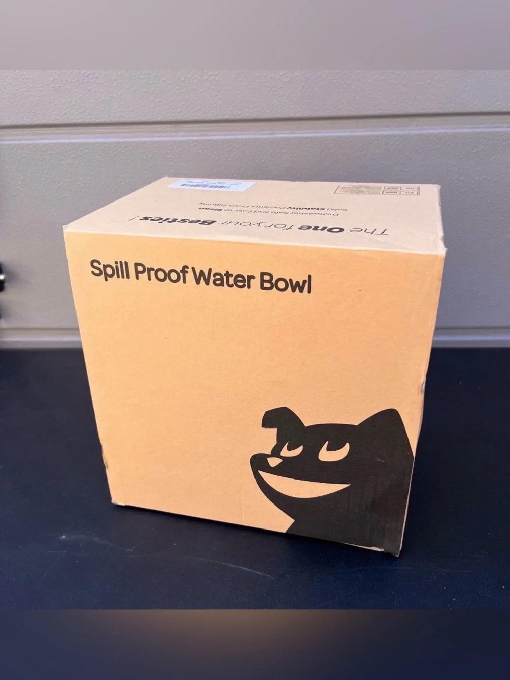 Spill Proof Water Bowl for Dogs-1 Gallon, Anti-Digging & BPA-Free 3.8L Large Cap